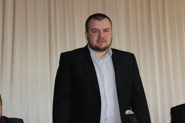 Вартість проїзду в тролейбусах: підвищувати чи ні?