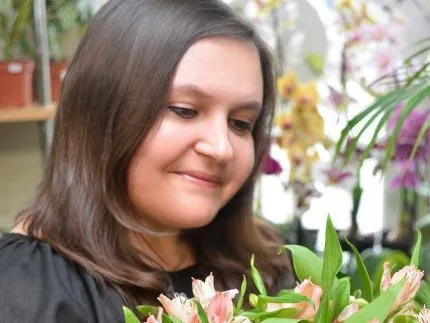 У волинської письменниці у потязі поцупили гаманець