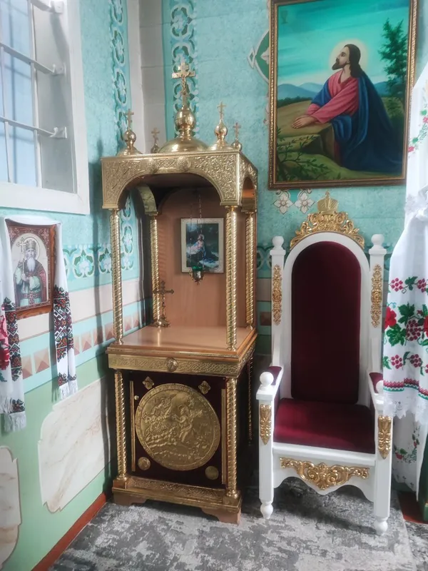 Жертовник – дарунок набожної родини