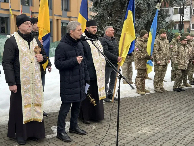 Загинув у день свого народження: у Ковелі попрощалися із воїном Сергієм Томашевичем (фото0