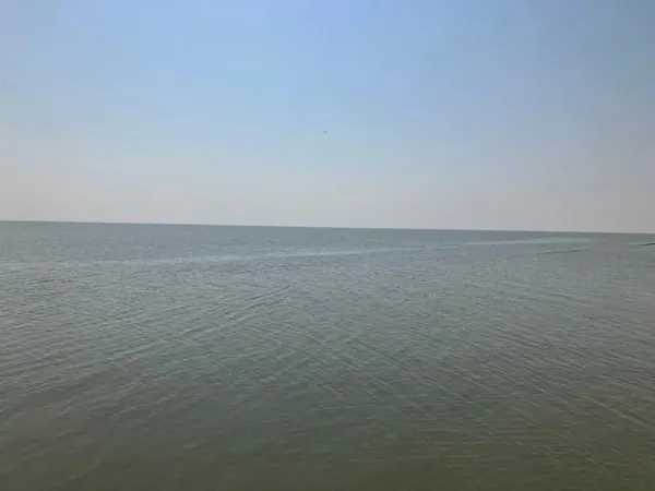 Озеро-привид повернулося після 130 років: вода затопила величезну територію