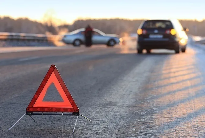 Оце так обігнав: аварія на паркінгу «Там-Там» (відео)