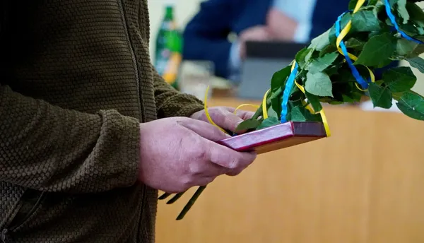 На Волині родині загиблого воїна Сергія Засадка вручили посмертну нагороду (фото)