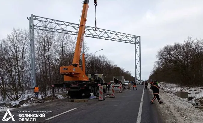 На волинському автошляху встановлюють сучасний комплекс WiM (фото)