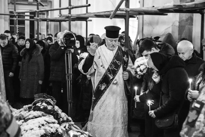 Луцьк плаче: місто прощалося з загиблими Героями