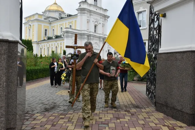 У Луцьку попрощались з Героєм Андрієм Лящуком (фото)