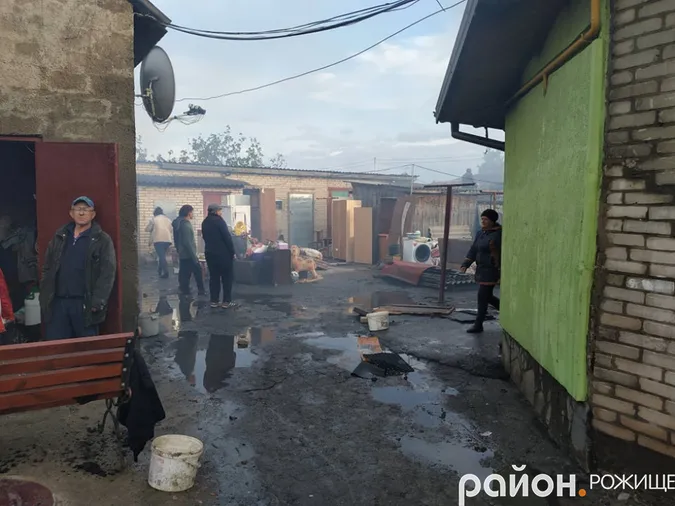 Показали, що залишилося від гуртожитку після масштабної пожежі в Рожищі (фото)