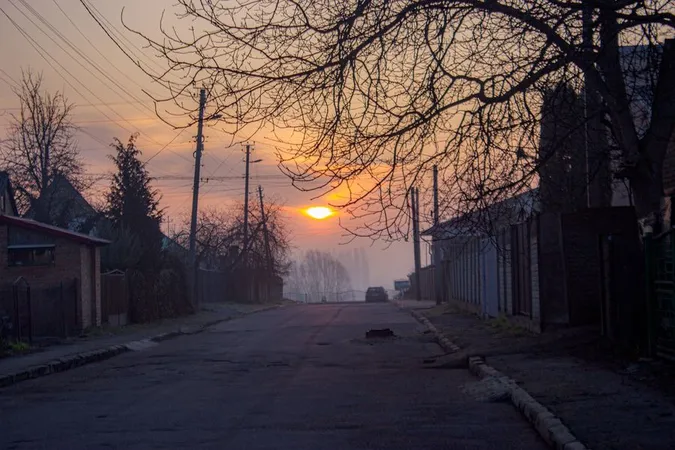 Місто до душі: весняний Луцьк у світанковій тиші (фото)