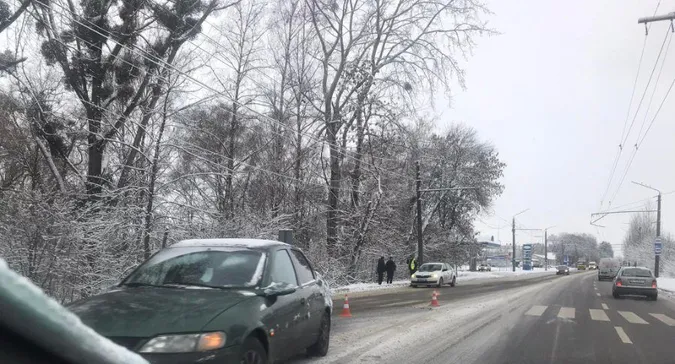 У Луцьку на пішохідному переході автівка збила 11-річну дівчинку