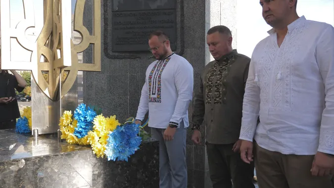У День Незалежності України в Луцьку вшанували борців за волю (фото, відео)