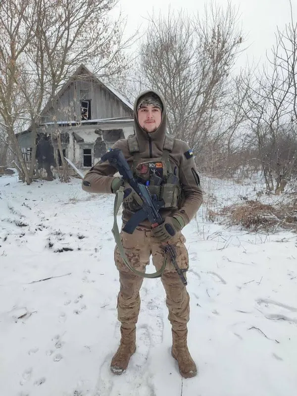 Воїна з 14-ї бригади нагородили «Золотим хрестом» від Залужного