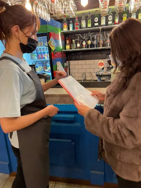 У Луцьку на дотримання протиепідемічних обмежень перевірили 18 популярних закладів (фото)