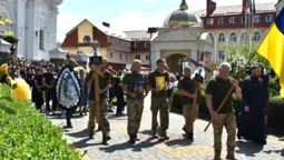 🕯 У Луцьку провели в останню дорогу Антона Токарчука та Владислава Кузьміна (фото)