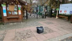 До входу в «Луцький зоопарк» підкинули «подарунок» (фото)