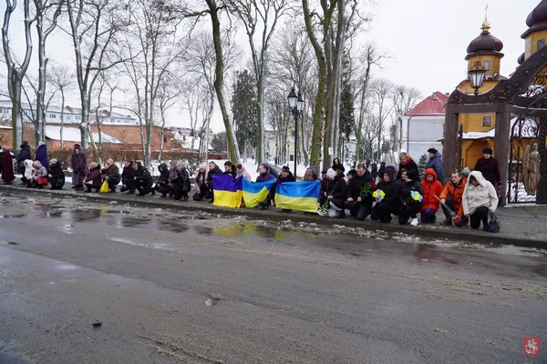На Волині провели в останню путь Героя Олександра Савюка