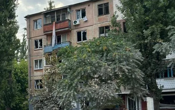 Ворог вдарив по Кривому Рогу – зруйнований готель, п'ять постраждалих (фото)