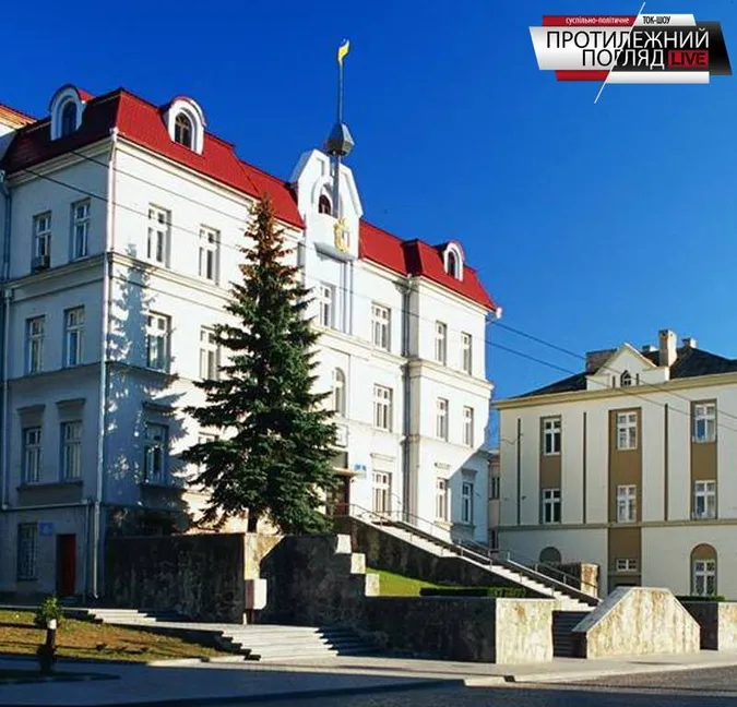 Кому зараз належить влада в Луцьку?