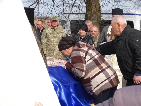 На Волині попрощалися із 38-річним матросом Олександром Слебіком (фото)