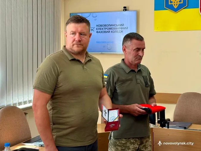 Родині загиблого Захисника з Волині вручили посмертний орден «Хрест Героя» (фото)
