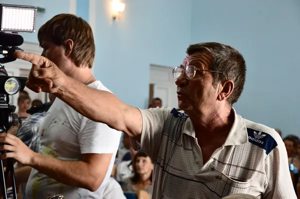 Чоловік, не хотів звільняти своє місце а тепер «наїхав» на Палицю