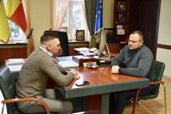 Зламані ребра і пошкоджені органи: звільнений з полону прикордонник з Луцька проходить реабілітацію (фото)