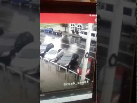 Розворот з ударом: з’явилося відео аварії біля «Променя» (відео)