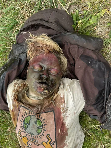 У Луцьку поблизу Стиру знайшли мертву жінку: поліція встановлює особу (фото 18+)