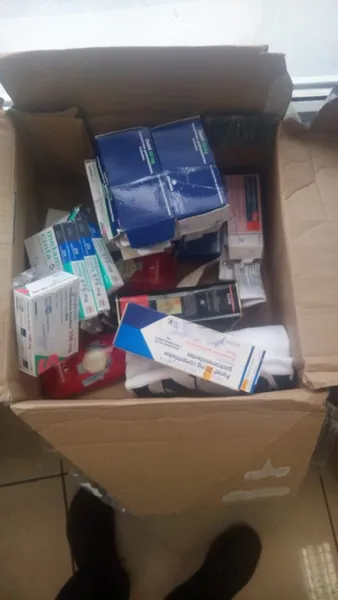 Через «Ягодин» намагалися провезти наркотичні таблетки у посилці (фото, відео)