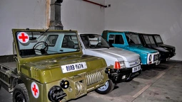 На Луцькому автозаводі знайшли експозицію рідкісних легковиків (фото)