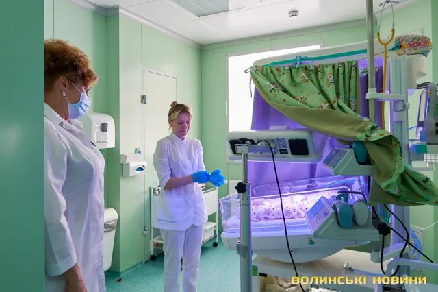 Історії волинських «поспішайок»: як у Луцьку рятують життя крихіткам