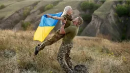 Стосунки на відстані з військовими: коли настав час їх завершувати (відео)