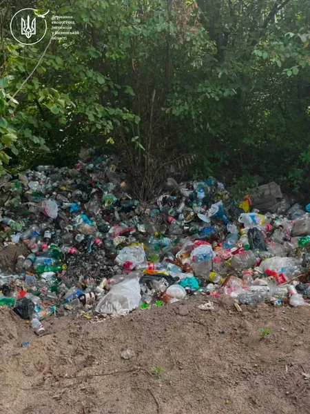 На Ковельщині знайшли два стихійних сміттєзвалища (фото)