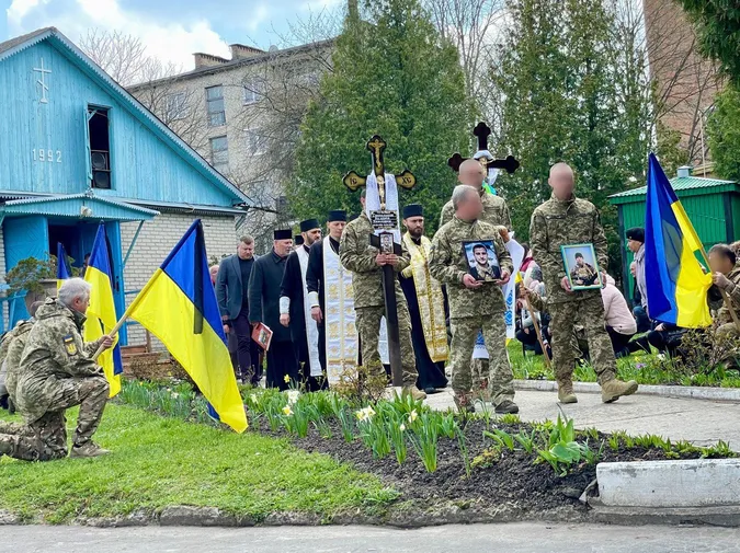 На Волині провели в останню дорогу двох Героїв - Андрія Мельника та Валерія Степанюка