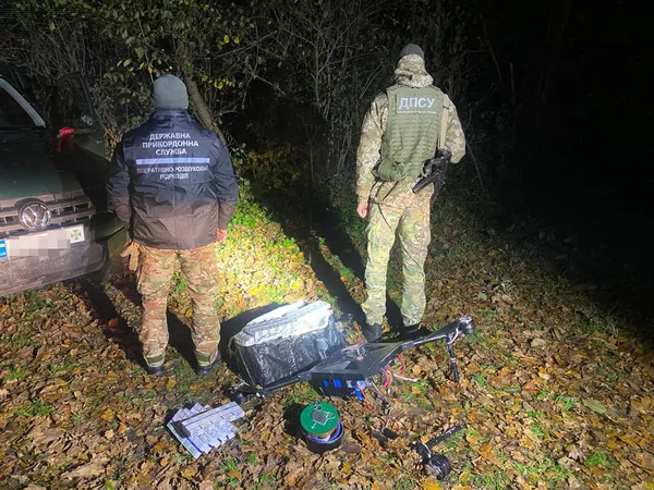 На Волині прикордонники приземлили квадрокоптер контрабандистів (фото)
