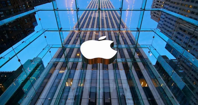 До України їде засновник Apple