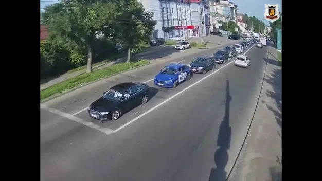 У Луцьку Opel протаранив «жигулі» (відео)