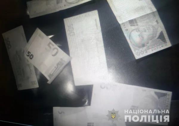 За вихідні волинським патрульним давали хабарі чотири рази (фото, відео)