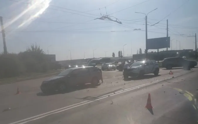 Деталі ДТП на виїзді з Луцька: забої та струс головного мозку