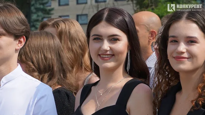 У Луцьку нагородили медалістів: як все було (дуже багато фото)
