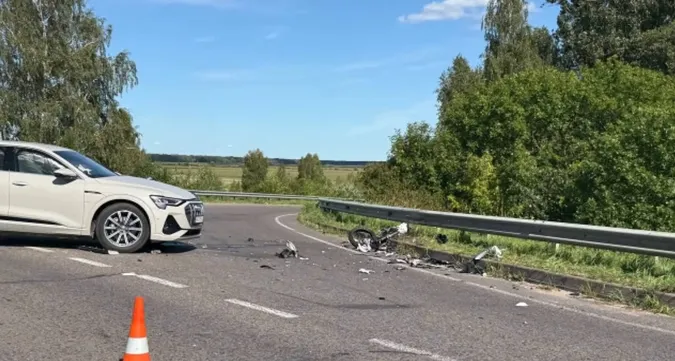 Біля Ковеля – страшна аварія: позашляховик покалічив мотоцикліста насмерть (відео)
