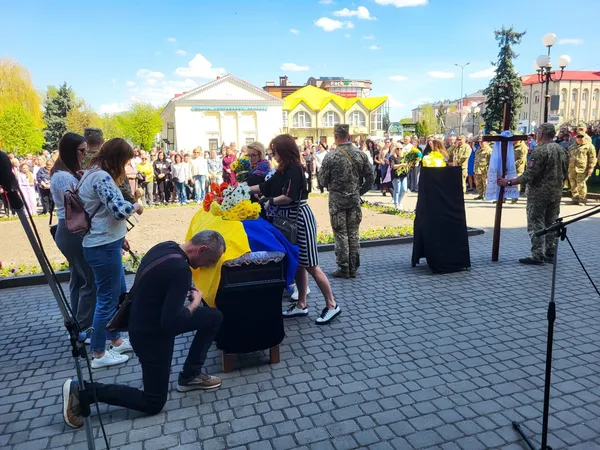 На Волині попрощалися з Героєм Віктором Батюшкіним (фото)