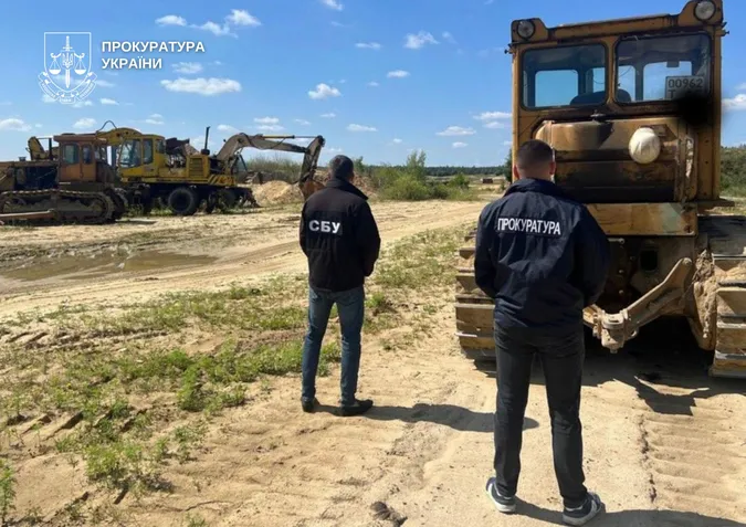 На Волині керівник кар'єру «Укрзалізниці» накрав піску на понад 5 мільйонів гривень