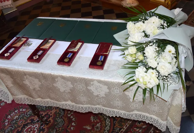 У Луцьку родини загиблих прикордонників отримали відзнаки захисників (фото)
