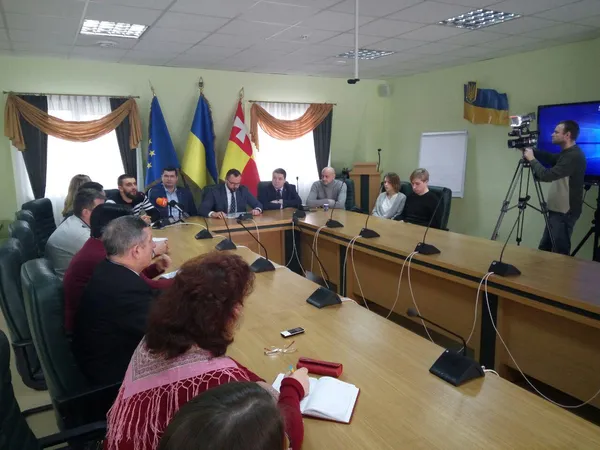 Маршрути для бігунів, дитячі зони та відсутність бруківки: презентували концепцію зміни парку 900-річчя Луцька 