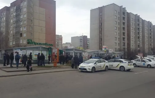 У Луцьку невідомий погрожував підірвати відділення «ПриватБанку». ФОТО