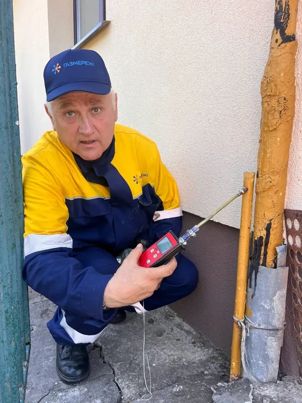 Шукають витоки, щоб уберегти оселі: як газовики на Волині готують мережі до зими (фото)