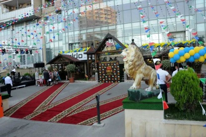 Відомий луцький шеф-кухар курує відкриття ресторану української кухні в Баку
