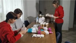 У Луцьку волонтери роздають безплатні гарячі обіди (відео)