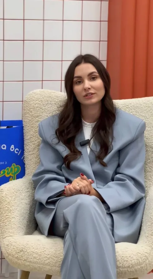 Одяг, косметика і книги: у центрі Луцька відкривають дитячий бутік (фото)