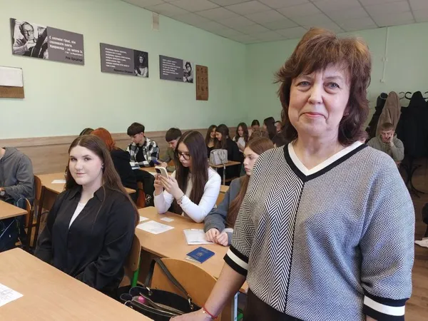 Заступниця директора ліцею № 1 Руслана Кадирова